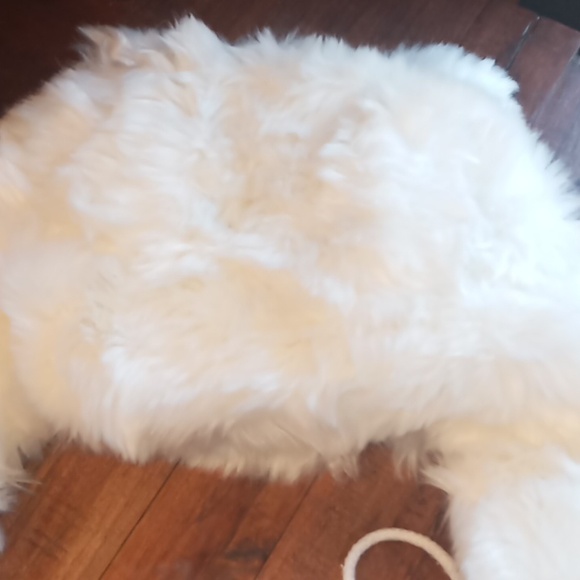 White bear hat - Picture 5 of 7